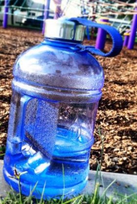 1.89 LITRE BPA FREE WATER BOTTLE BLUE